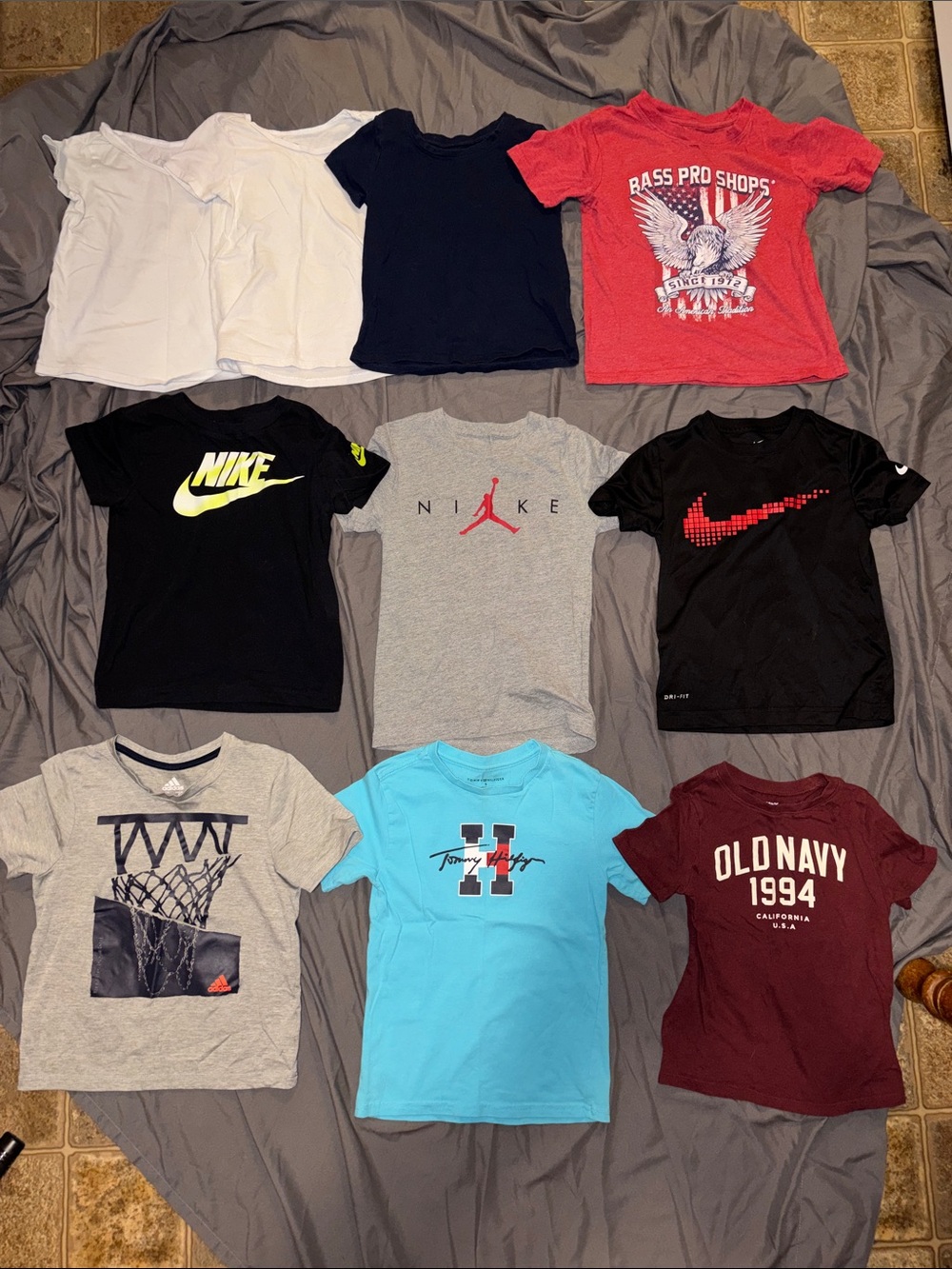 Tshirt bundle. Brand name. Size 5
